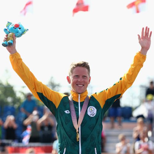 Schoeman grabs SA’s first gold