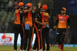 Read more about the article Sunrisers demolish Mumbai