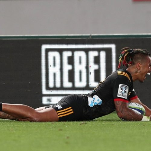 Chiefs sneak past Blues