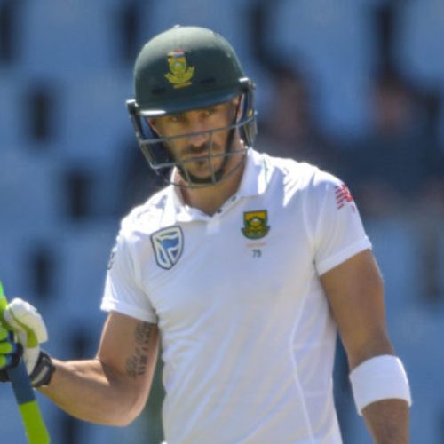 Du Plessis, Elgar pile on the runs