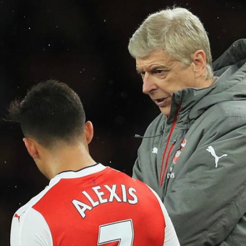 Sanchez hails legendary Wenger