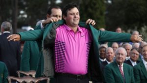 Read more about the article Reed battles hard to win The Masters