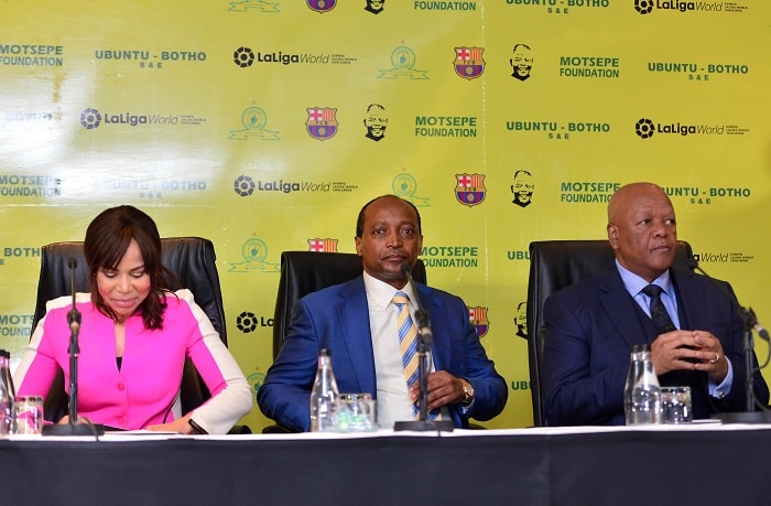 You are currently viewing Sundowns to face Barcelona in Mandela Centenary Cup