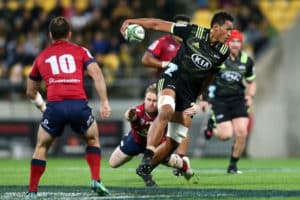 Read more about the article Hurricanes narrowly defeat Reds