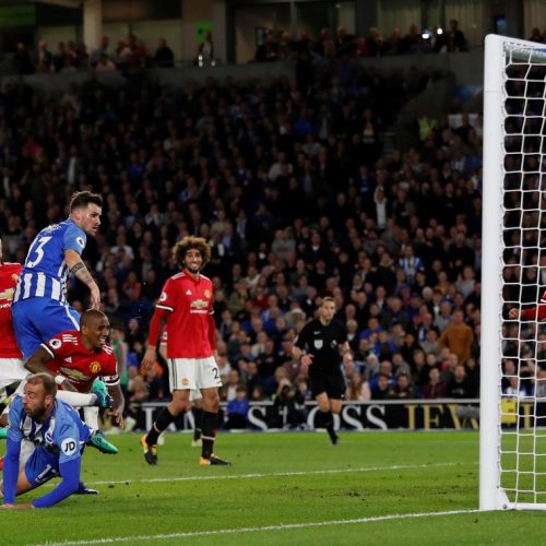Brighton beat United to secure safety