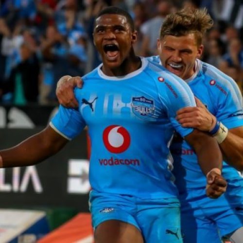 Bulls beat Sharks in high-scoring derby