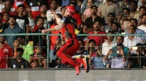Read more about the article De Villiers sets pace for RCB’s win