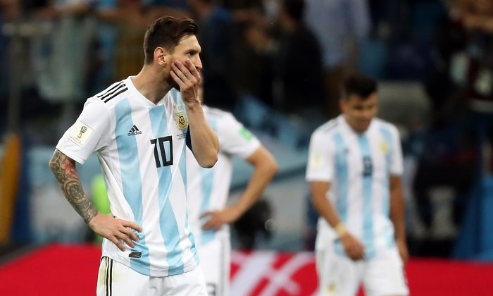 You are currently viewing Messi could retire after World Cup, says Zabaleta