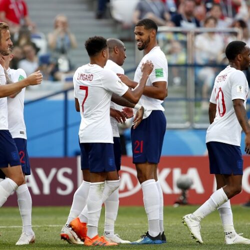 Watch: England ease into World Cup last-16