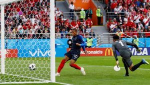 Read more about the article Highlights: Mbappe fires France into WC last 16