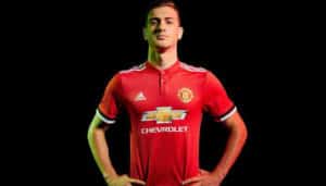 Read more about the article Manchester United sign Dalot from Porto