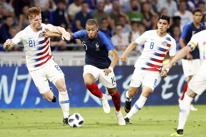 France, USA play to stalemate in Lyon