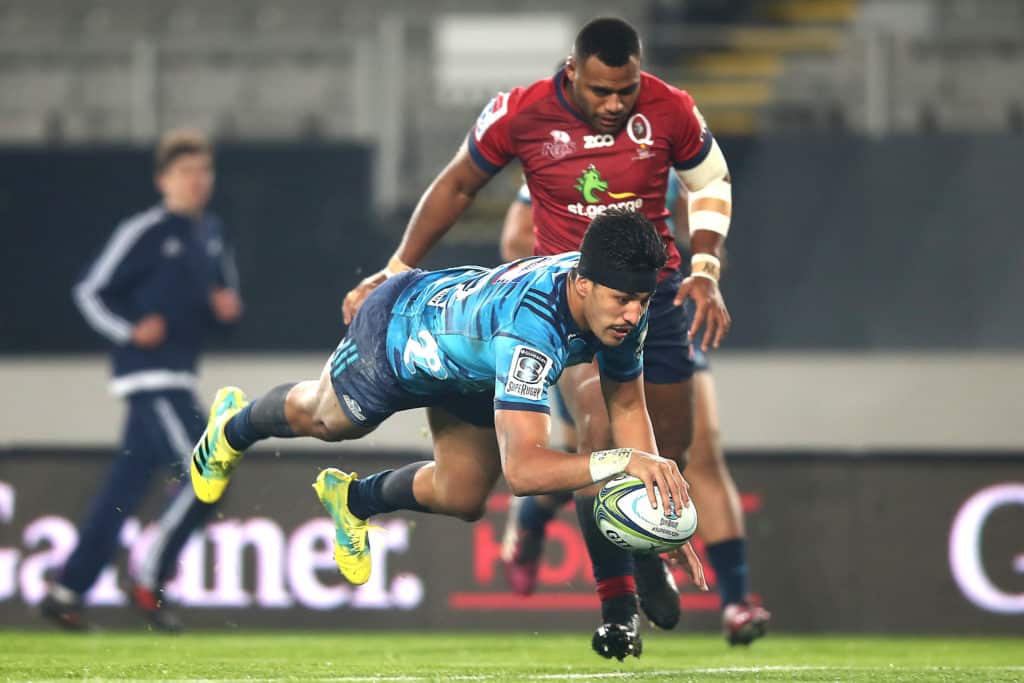 You are currently viewing Blues punish reckless Reds in Auckland