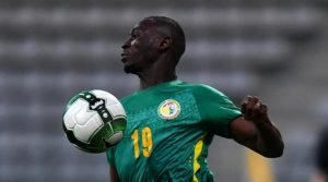 Read more about the article Senegal replace injured Ciss with Mbengue