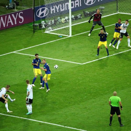 Watch: Kroos nets late winner against Sweden