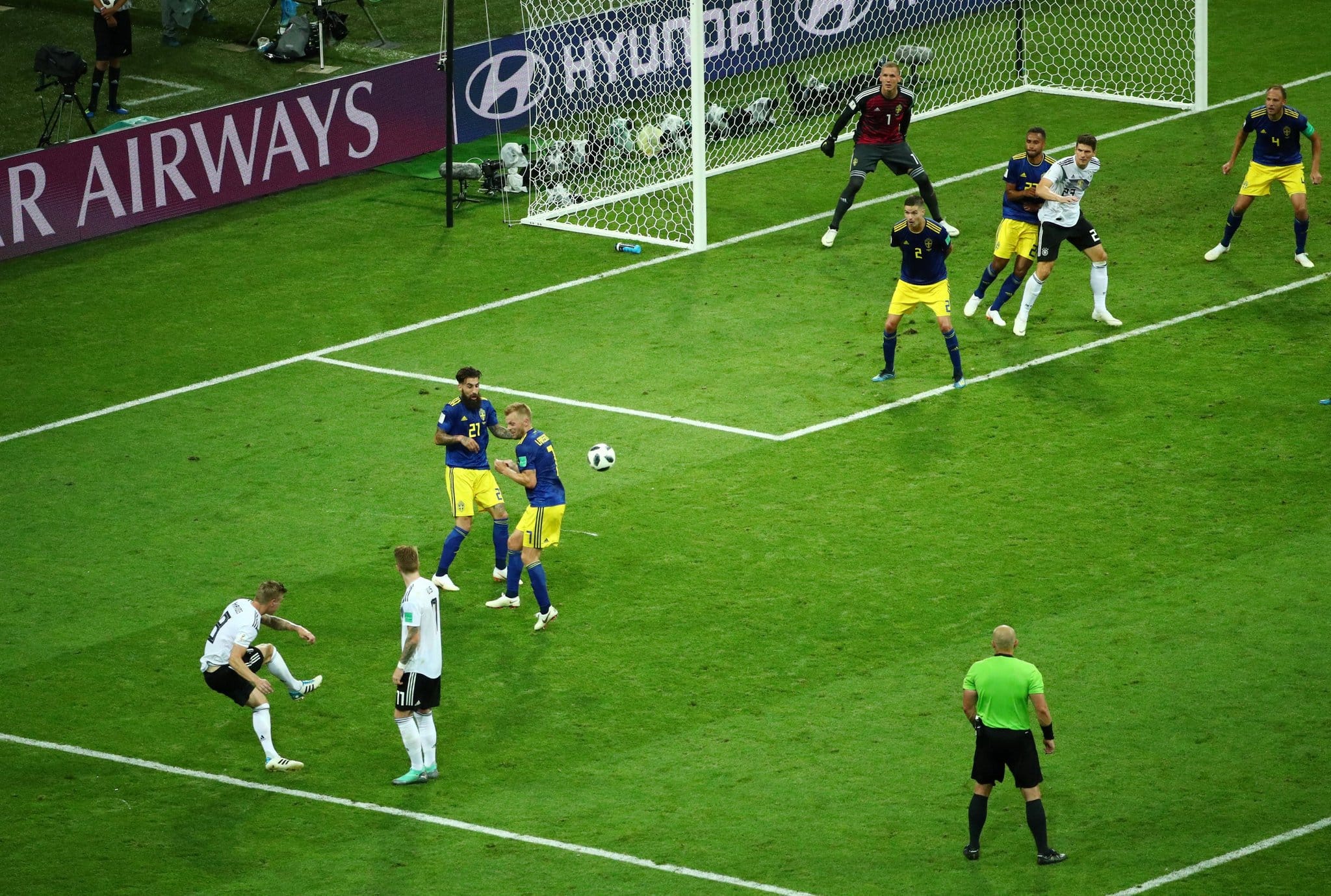 You are currently viewing Watch: Kroos nets late winner against Sweden