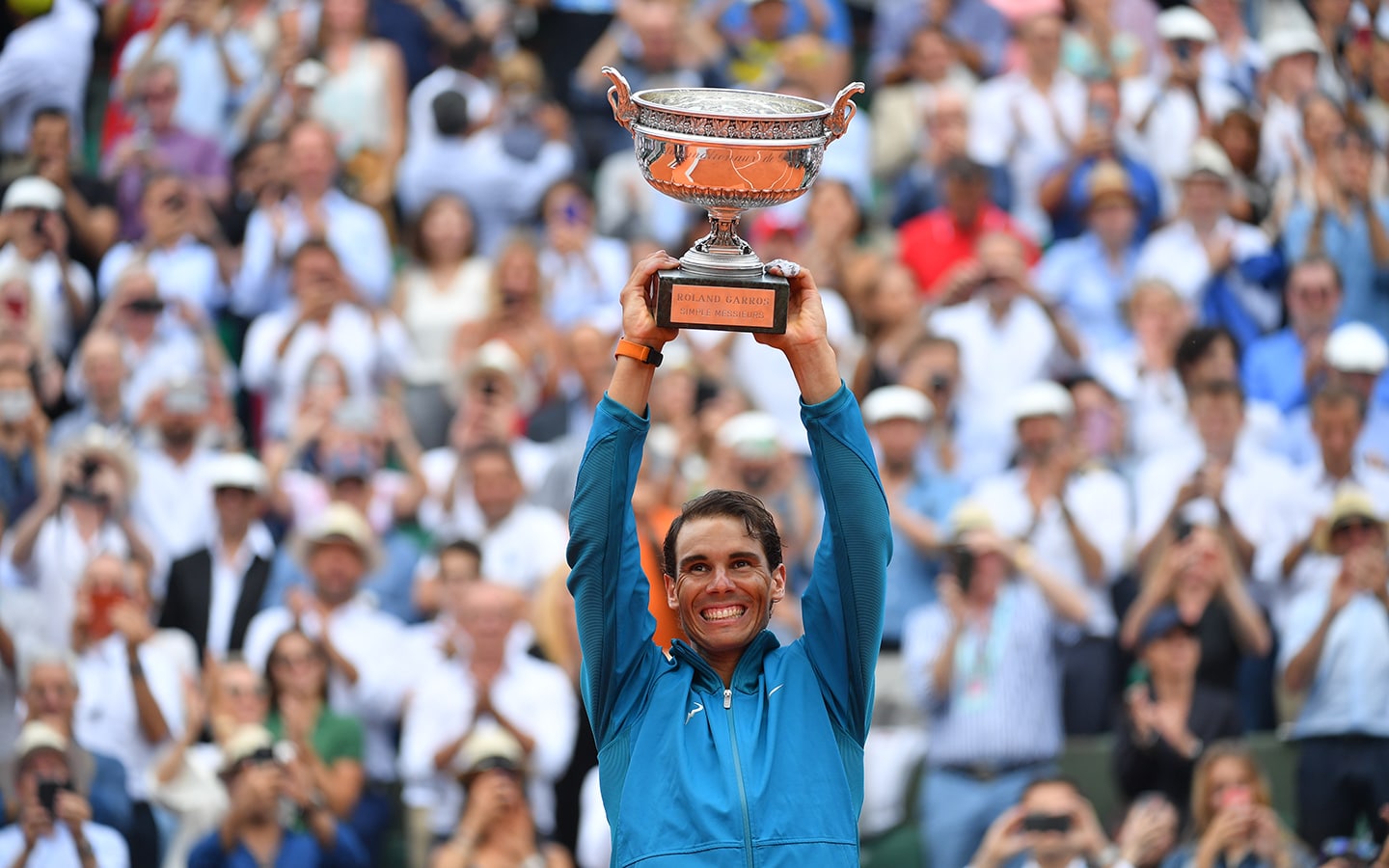 You are currently viewing Watch: Nadal wins 11th Roland-Garros