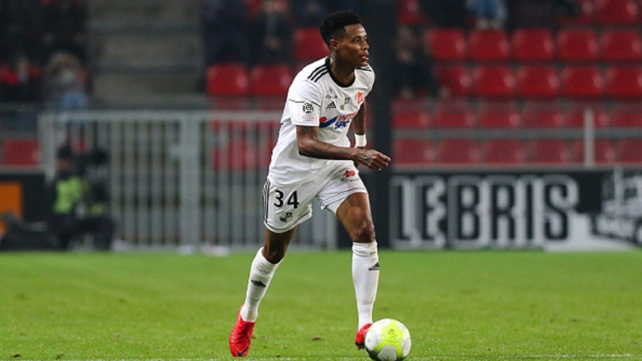 You are currently viewing Watch: Zungu’s impressive campaign for Amiens