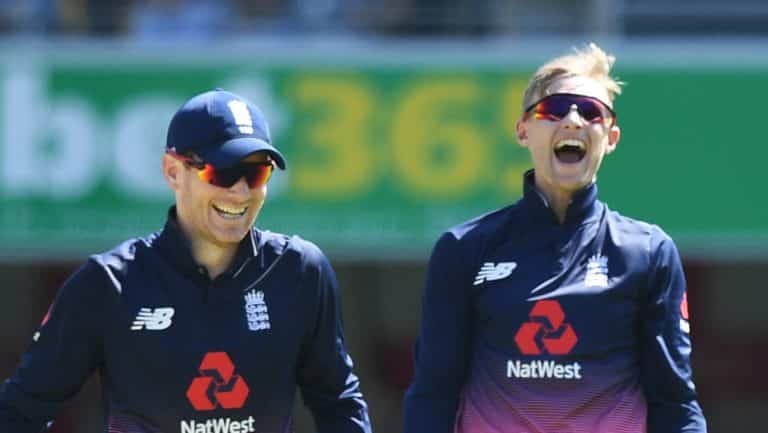 You are currently viewing England narrowly defeat new-look Australia