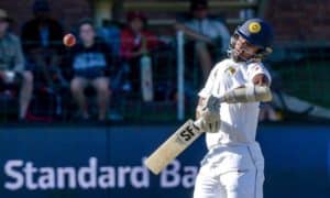Read more about the article Sri Lanka pile on the runs