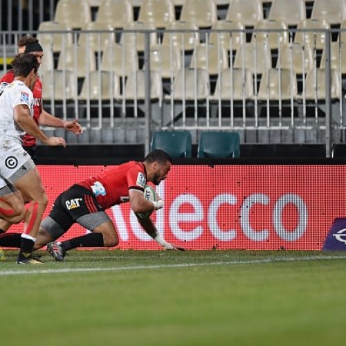 Classy Crusaders crush Sharks
