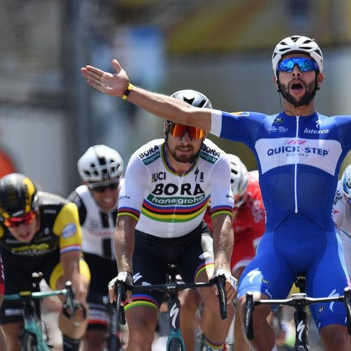 Gaviria wins again to keep yellow jersey