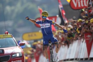 Read more about the article Alaphilippe goes solo to win stage 10