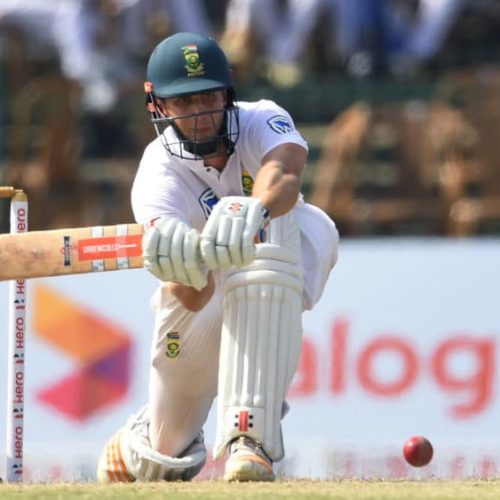 De Bruyn takes fight to Sri Lanka