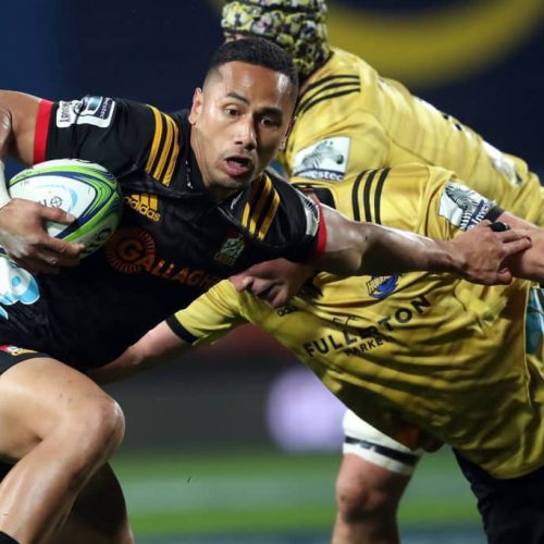 Chiefs stun Hurricanes