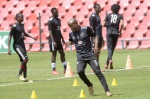 Read more about the article Chippa snap up Pirates trio