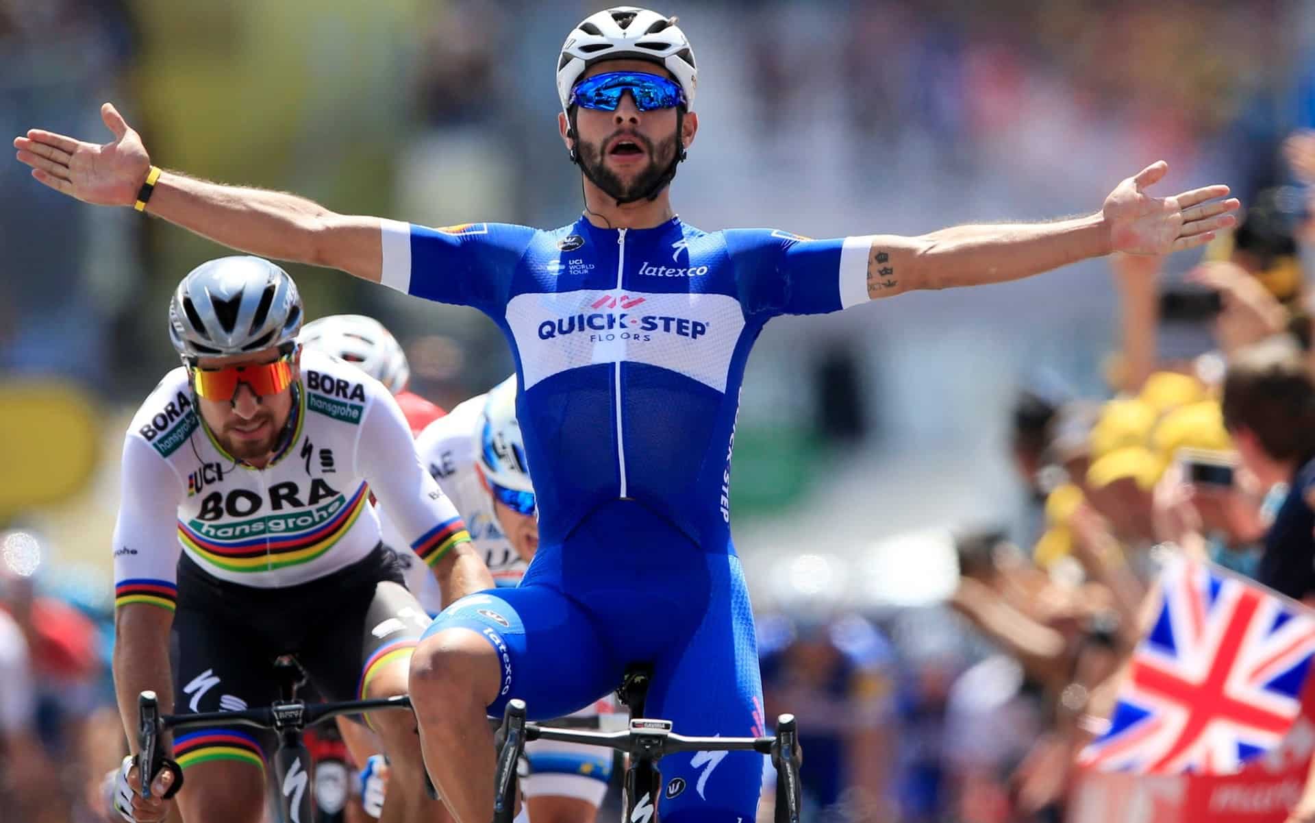 You are currently viewing Gaviria wins stage one as Froome crashes