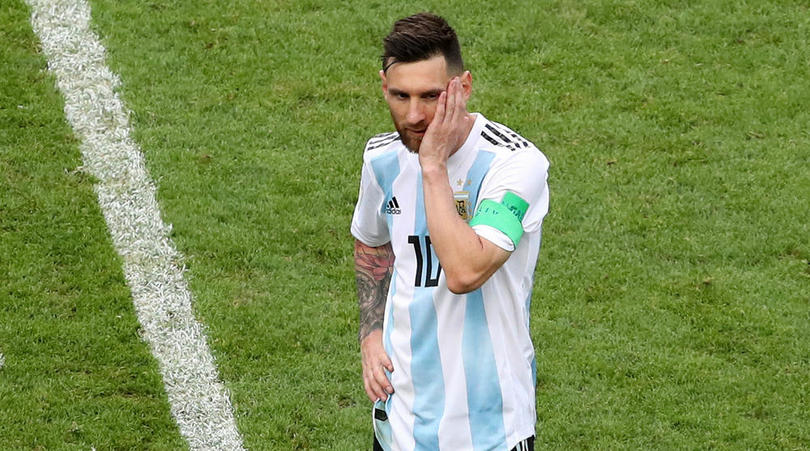 You are currently viewing Messi avoids media after Argentina crash out of WC