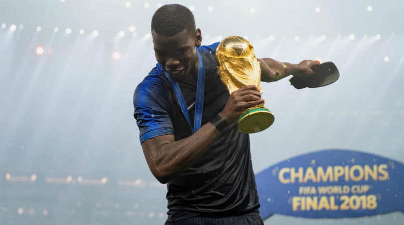 You are currently viewing Pogba needs to use his brain more – Scholes