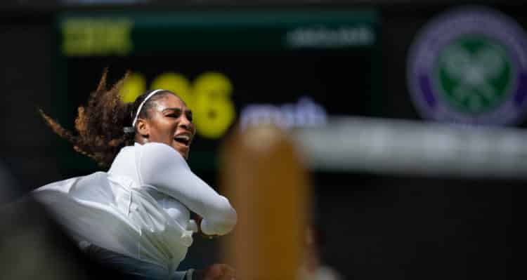 You are currently viewing Serena fights back to reach Wimbledon semis