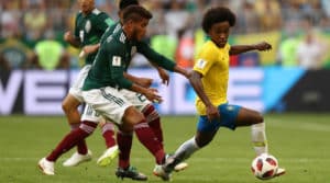 Read more about the article Willian unfazed by Barca rumours