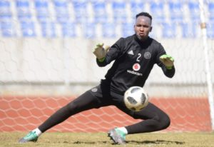 Read more about the article Pirates keeper Khuzwayo forced into early retirement