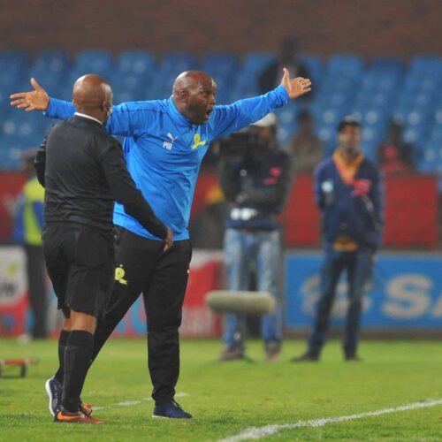Mosimane: Referee decisions could cost Sundowns league title