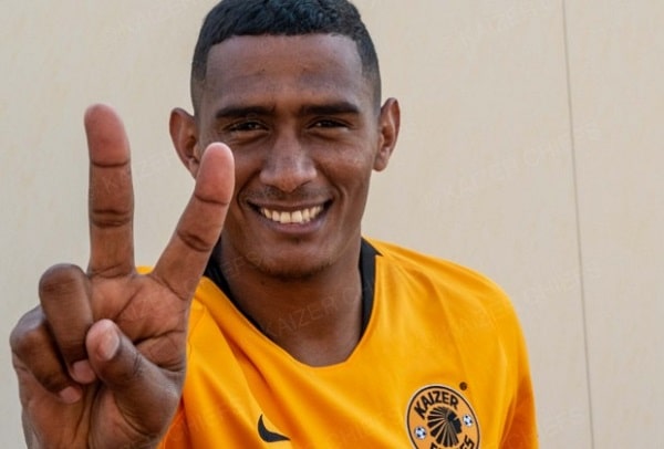 You are currently viewing Kaizer Chiefs sign Mario Booysen