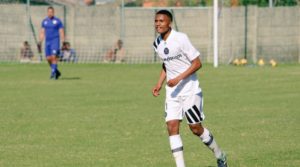 Read more about the article Pirates teenage star wants to emulate Lekoelea