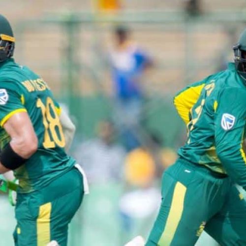 Du Plessis explains De Kock captaincy