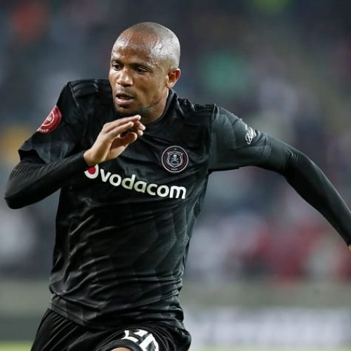 Mlambo hails Pirates’ fighting spirit