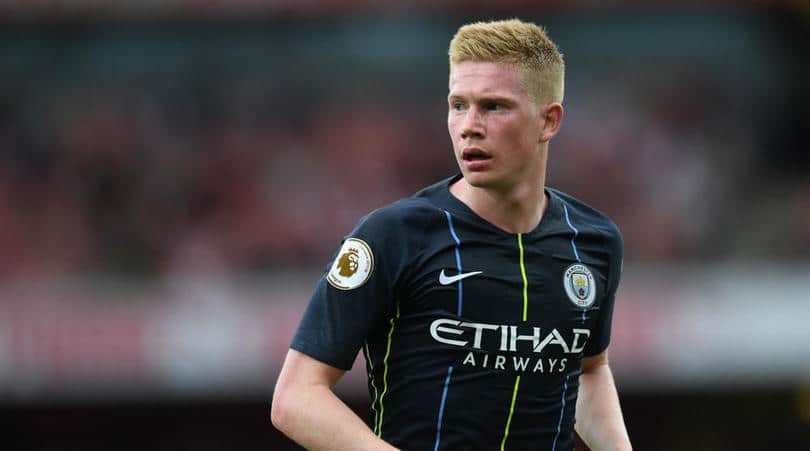 You are currently viewing De Bruyne to miss three months after knee injury