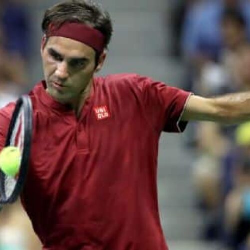 Federer, Sharapova advance at US Open