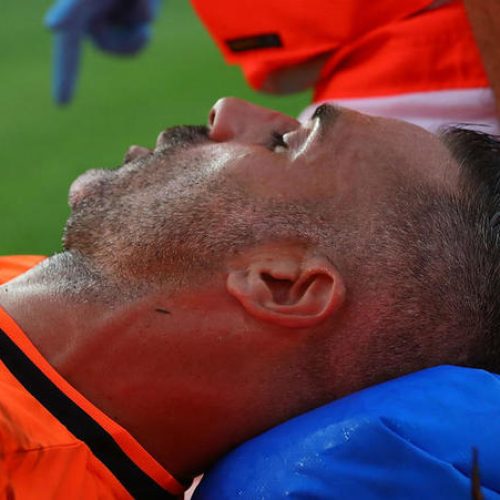 Chievo keeper suffers broken nose, whiplash in Ronaldo collision