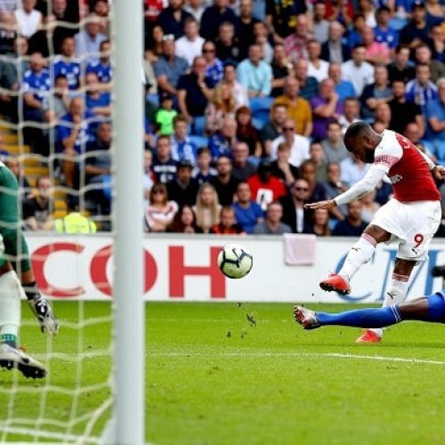 Lacazette, Aubameyang fire Arsenal past Cardiff