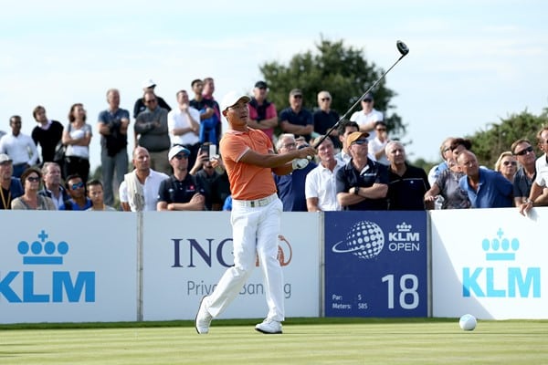 You are currently viewing Wood’s three-putt hands Wu the win