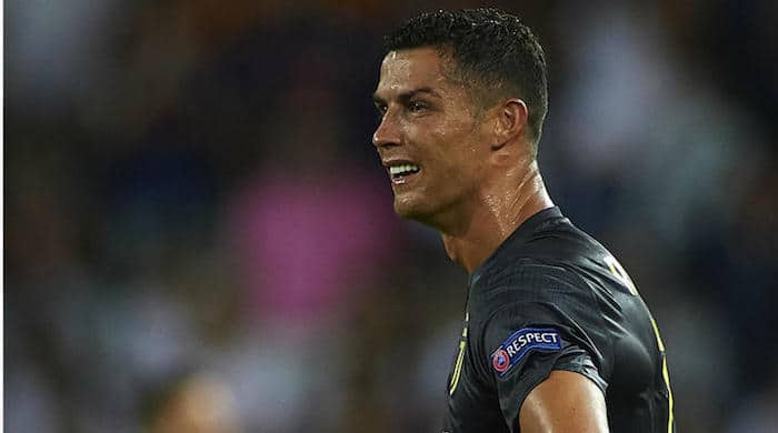 You are currently viewing Watch: Ronaldo harshly sent off