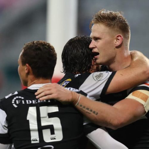 Sharks continue winning run