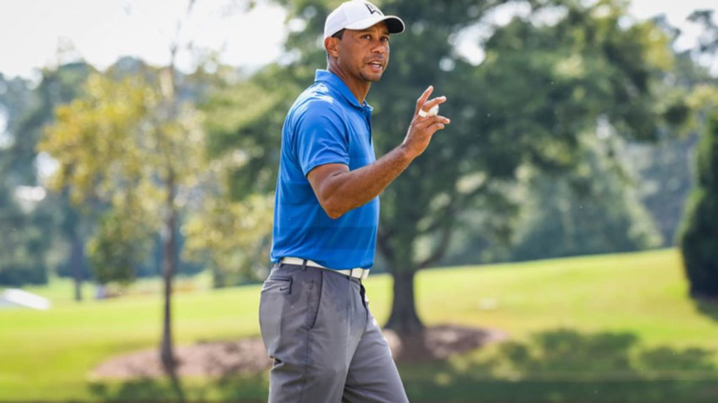 You are currently viewing Tiger bursts clear at Tour Championship