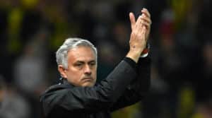 Read more about the article Mourinho hails Wolves boss Nuno